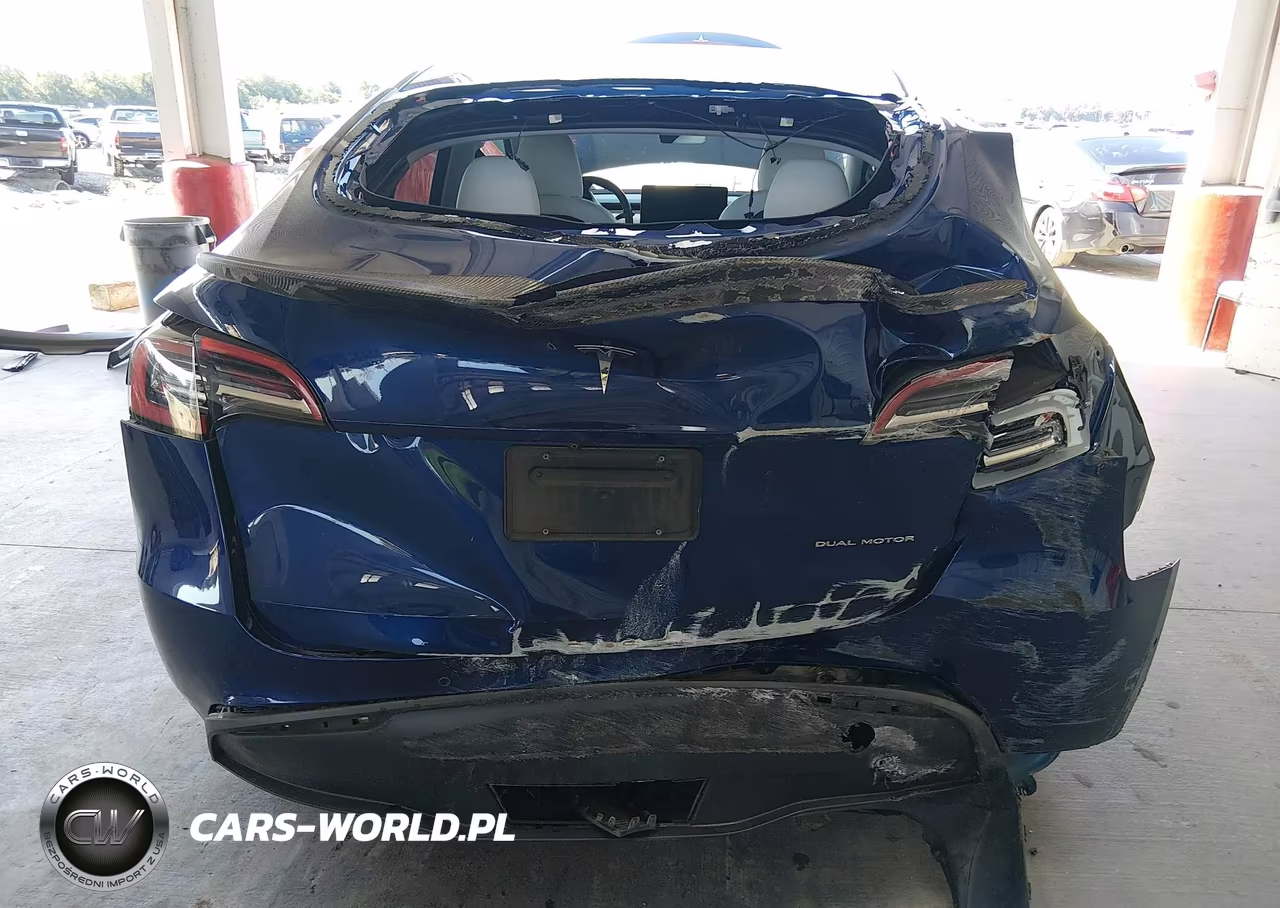 2021 Tesla Model Y Long Range Dual Motor All-Wheel Drive VIN:5YJYGDEE0MF197981 - 16