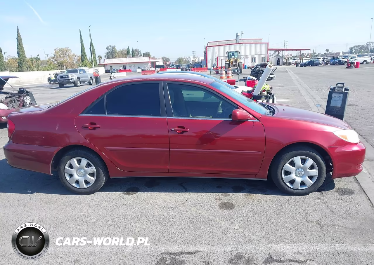 2003 Toyota Camry Le VIN:4T1BE32K73U125760 - 13
