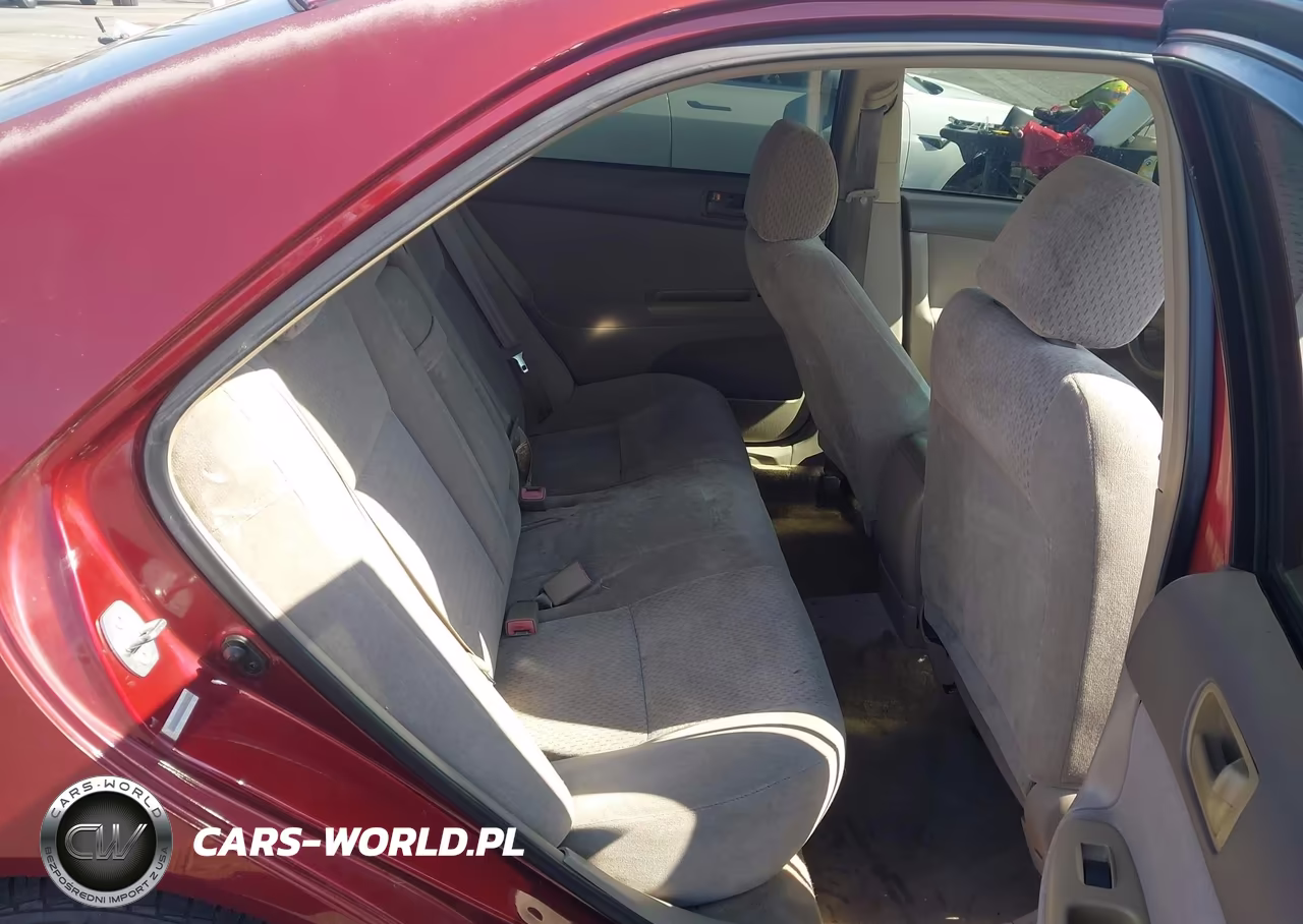 2003 Toyota Camry Le VIN:4T1BE32K73U125760 - 8