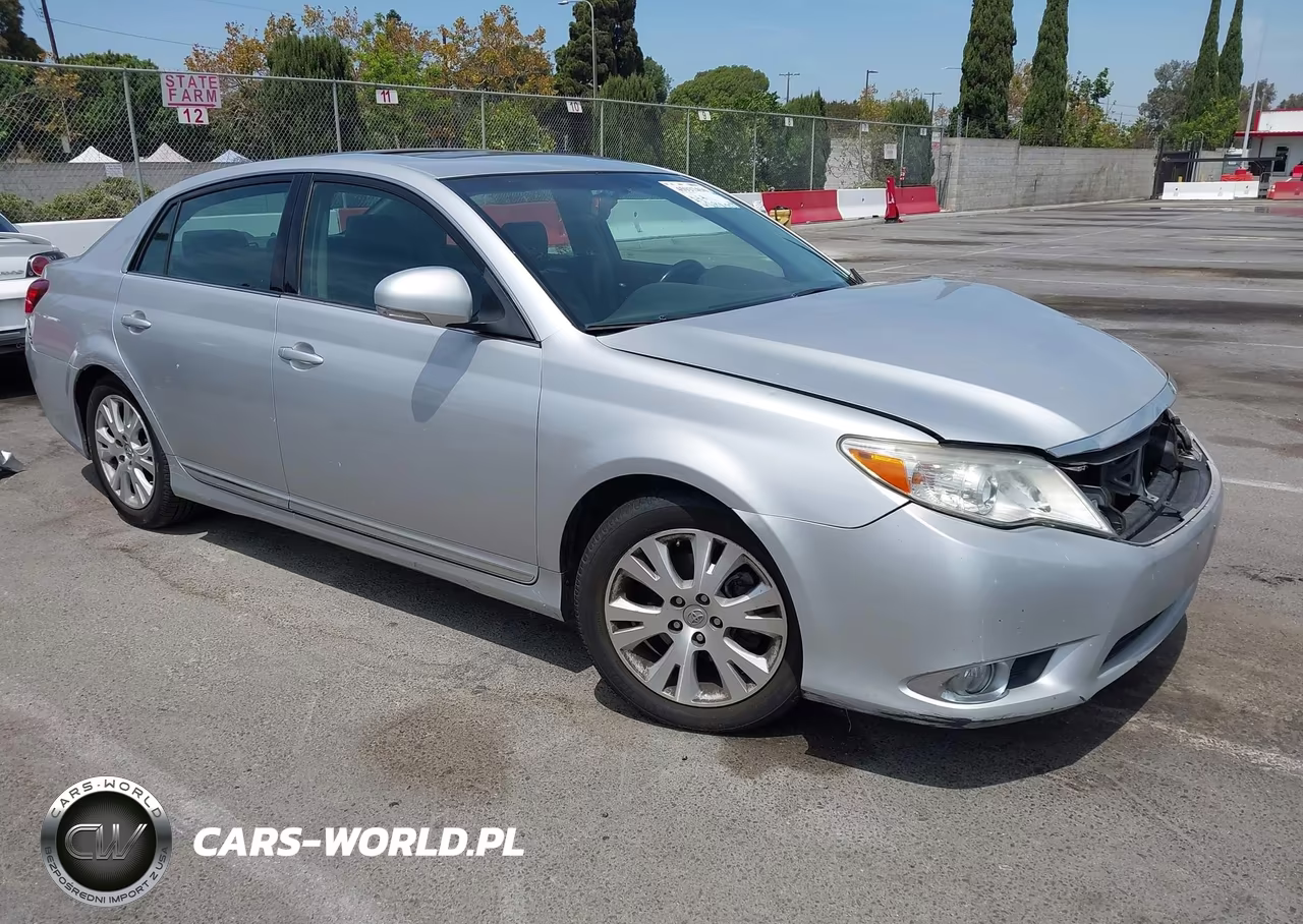 2012 Toyota Avalon – zdjęcie 1 z 16
