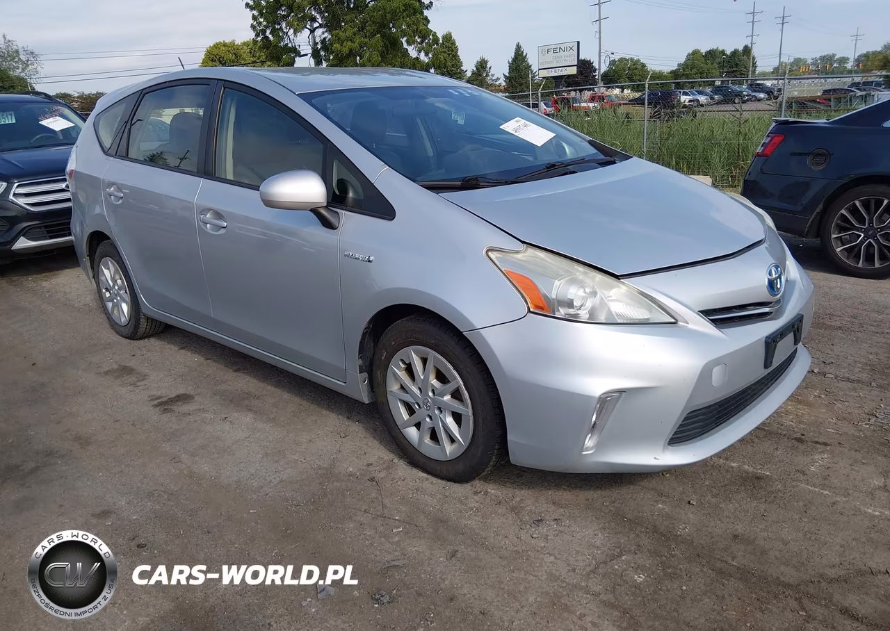 2012 Toyota Prius V Three – zdjęcie 1 z 17