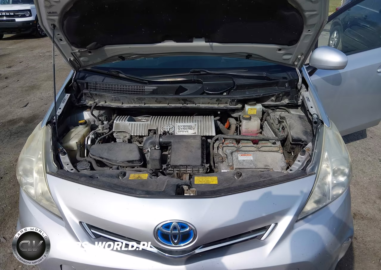 2012 Toyota Prius V Three VIN:JTDZN3EU9C3047469 - 10