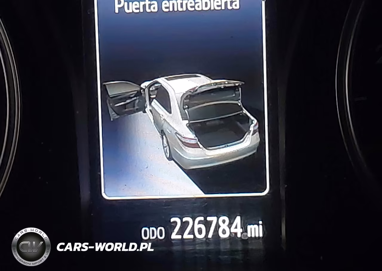 2016 Toyota Camry Se VIN:4T1BF1FK7GU610000 - 14