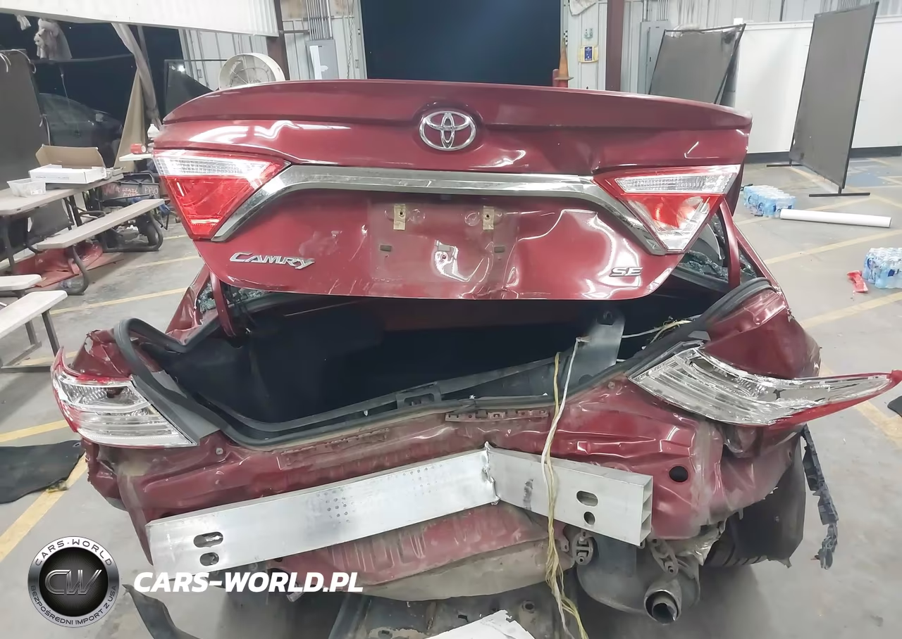 2016 Toyota Camry Se VIN:4T1BF1FK7GU610000 - 15