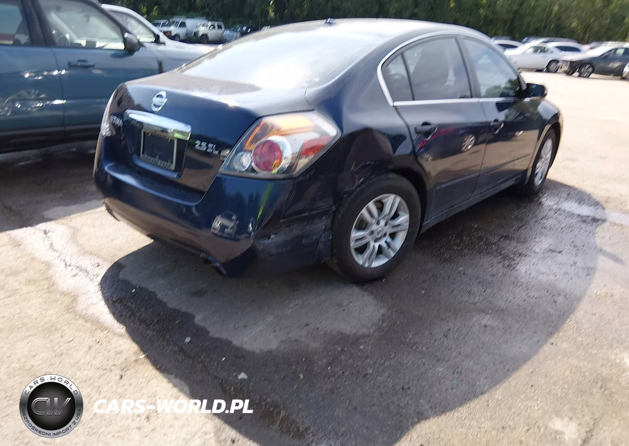 2011 Nissan Altima 2.5 S VIN:1N4AL2APXBN483754 - 4