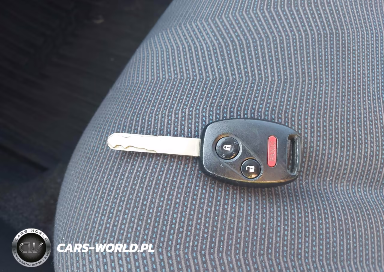 2011 Honda Fit Sport VIN:JHMGE8H55BC004558 - 11