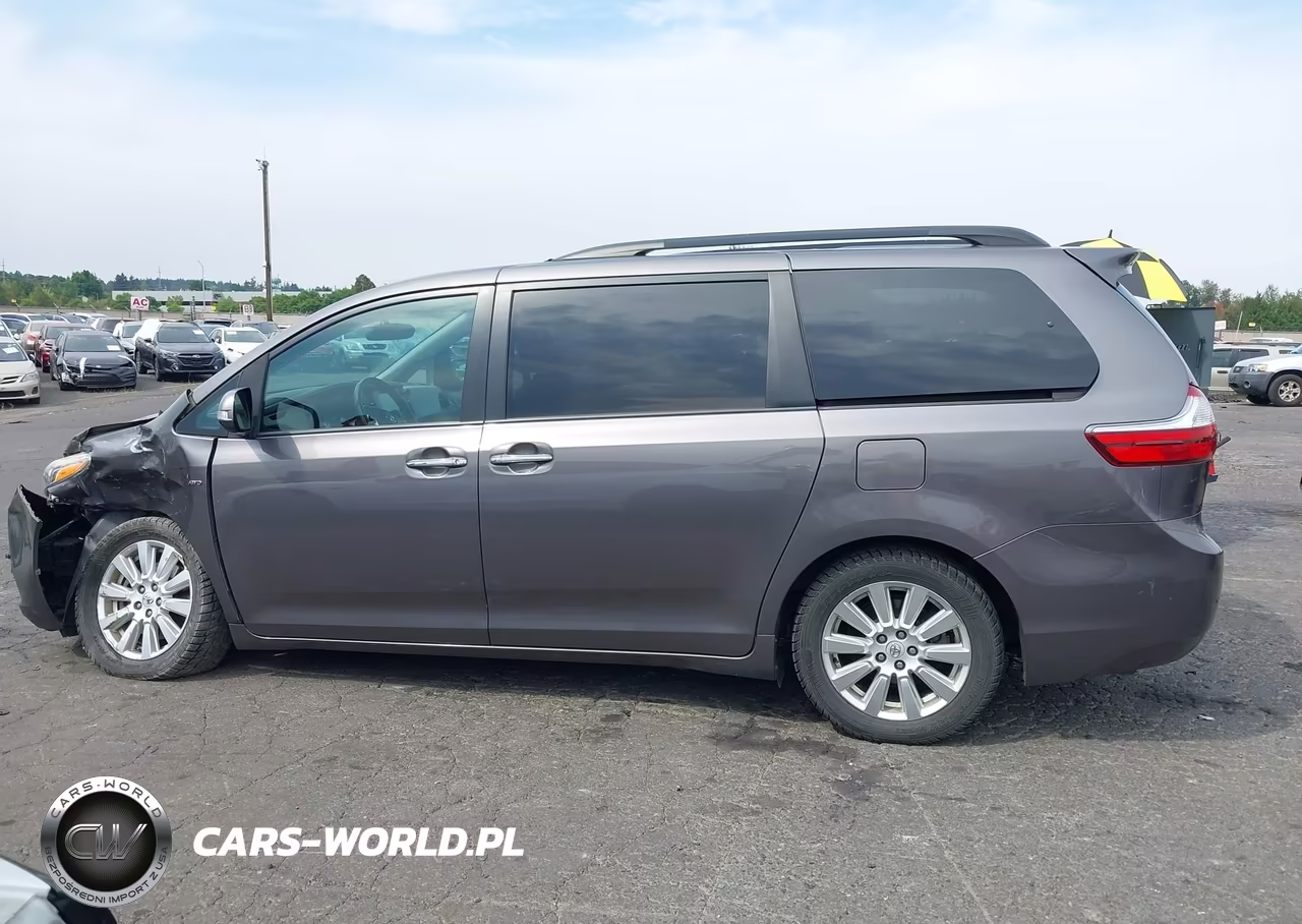 2017 Toyota Sienna Limited 7 Passenger VIN:5TDDZ3DC0HS152382 - 14