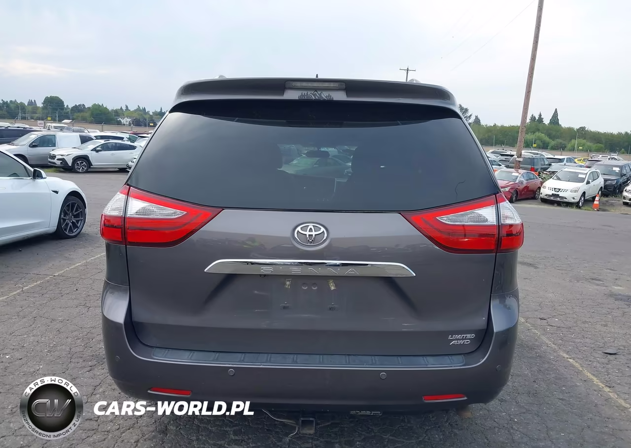 2017 Toyota Sienna Limited 7 Passenger VIN:5TDDZ3DC0HS152382 - 16