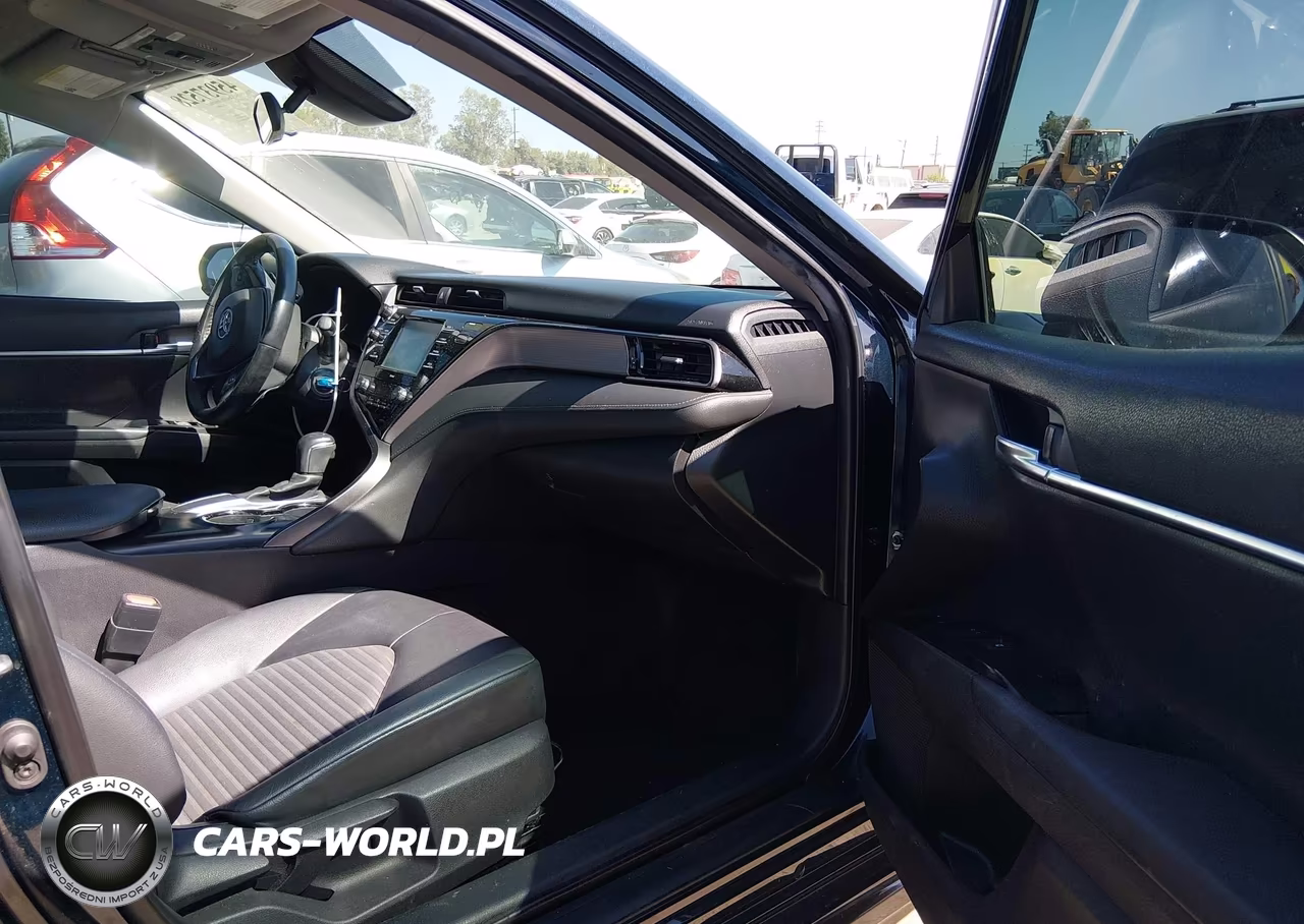 2020 Toyota Camry Se VIN:4T1G11AKXLU942406 - 5