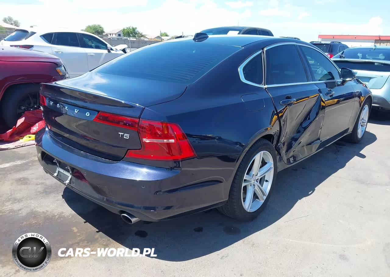 2017 Volvo S90 T5 Momentum VIN:YV1102AK0H1008387 - 4