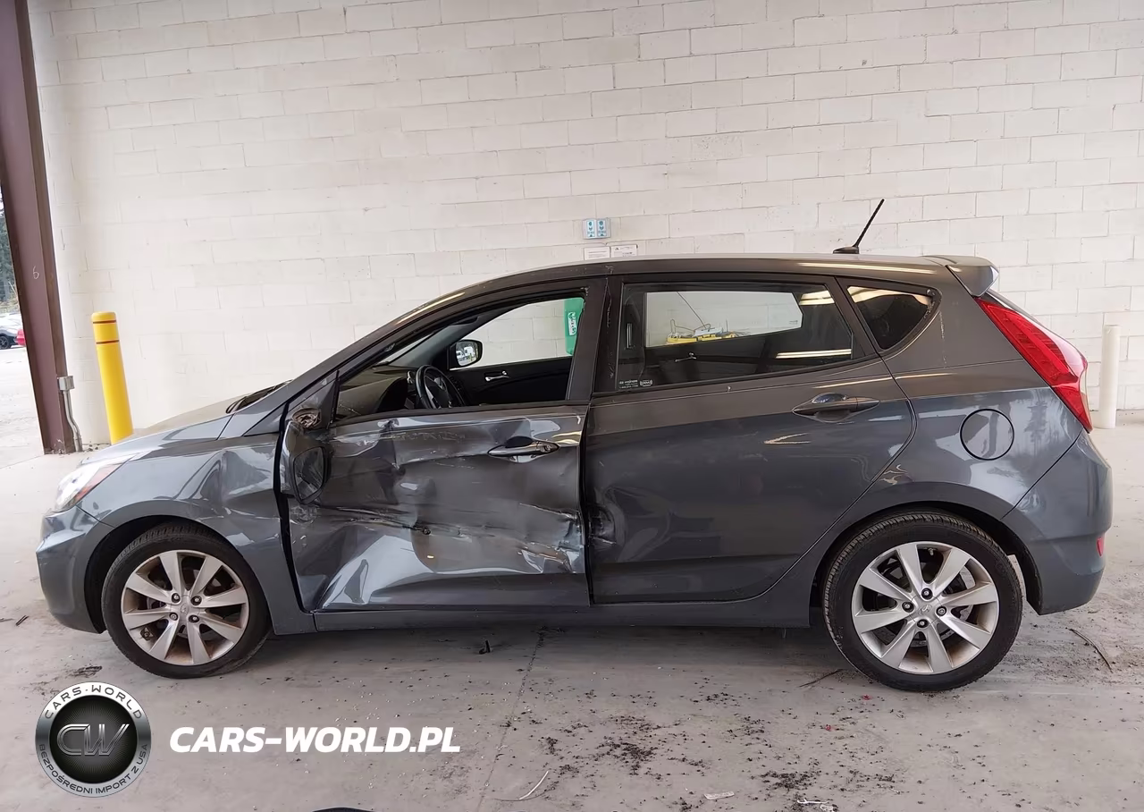 2013 Hyundai Accent Se VIN:KMHCU5AE4DU069048 - 14