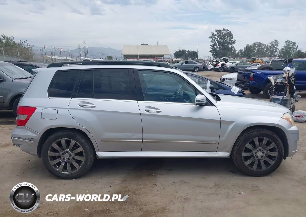 2010 Mercedes-Benz Glk 350 4Matic VIN:WDCGG8HB8AF260721 - 13