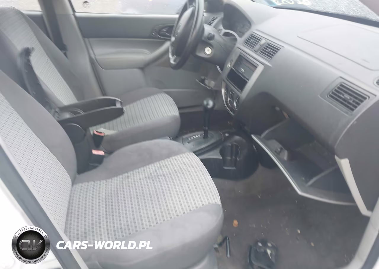 2006 Ford Focus Zx4 VIN:1FAHP34N56W255096 - 5
