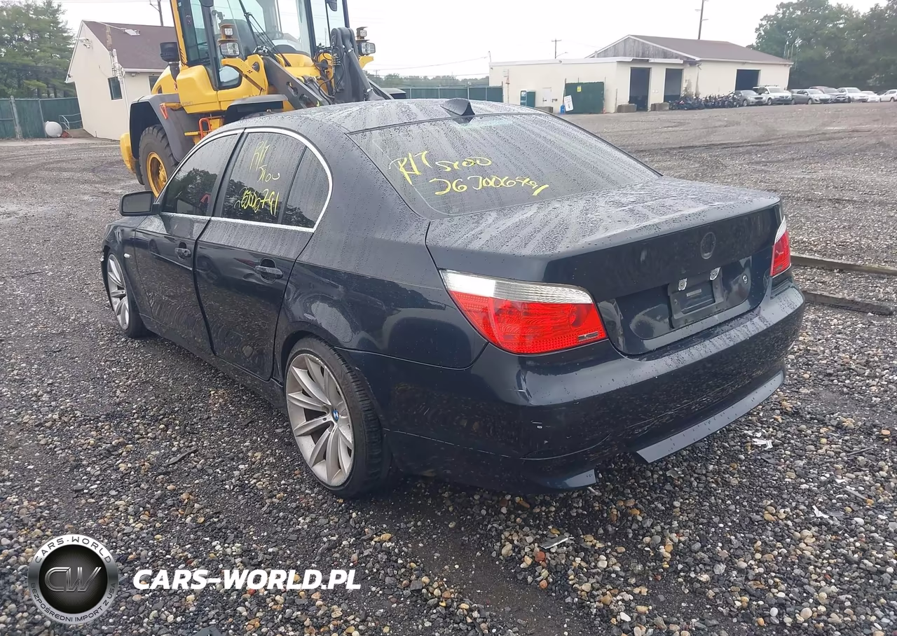 2007 BMW 525Xi VIN:WBANF33547CS39490 - 3
