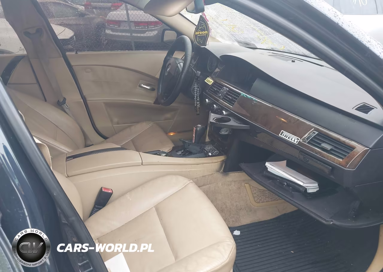 2007 BMW 525Xi VIN:WBANF33547CS39490 - 5