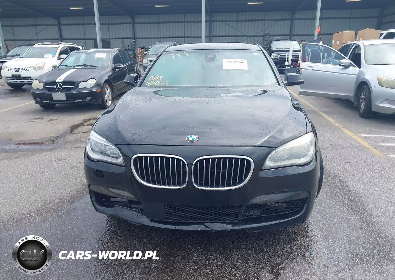 2015 BMW 750Li VIN:WBAYE8C54FD782005 - 12