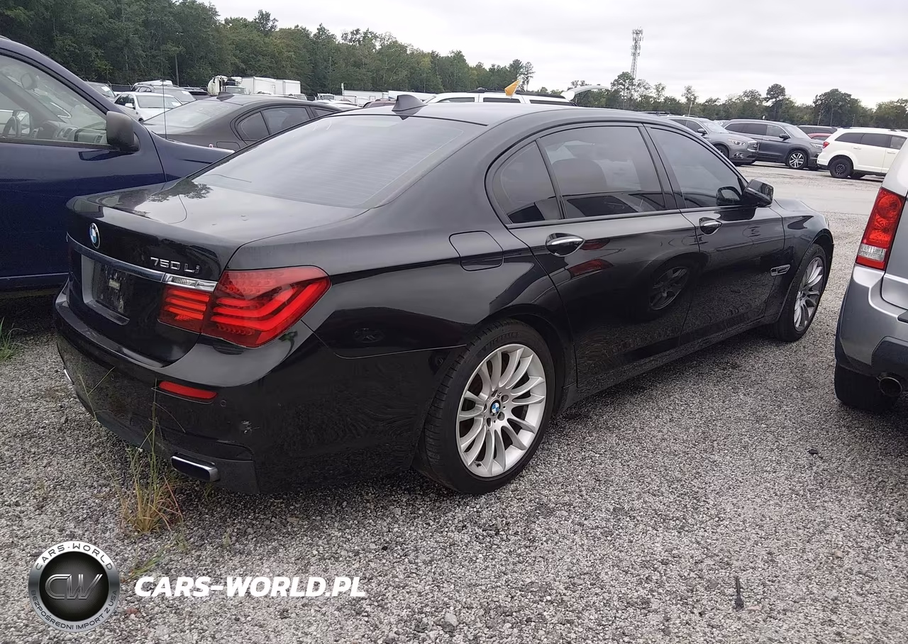 2015 BMW 750Li VIN:WBAYE8C54FD782005 - 4
