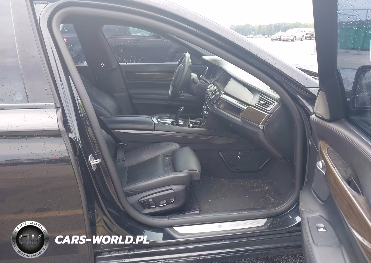 2015 BMW 750Li VIN:WBAYE8C54FD782005 - 5