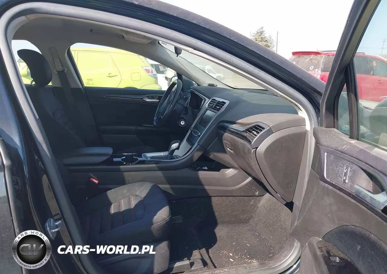 2014 Ford Fusion Se VIN:3FA6P0HD3ER232652 - 5