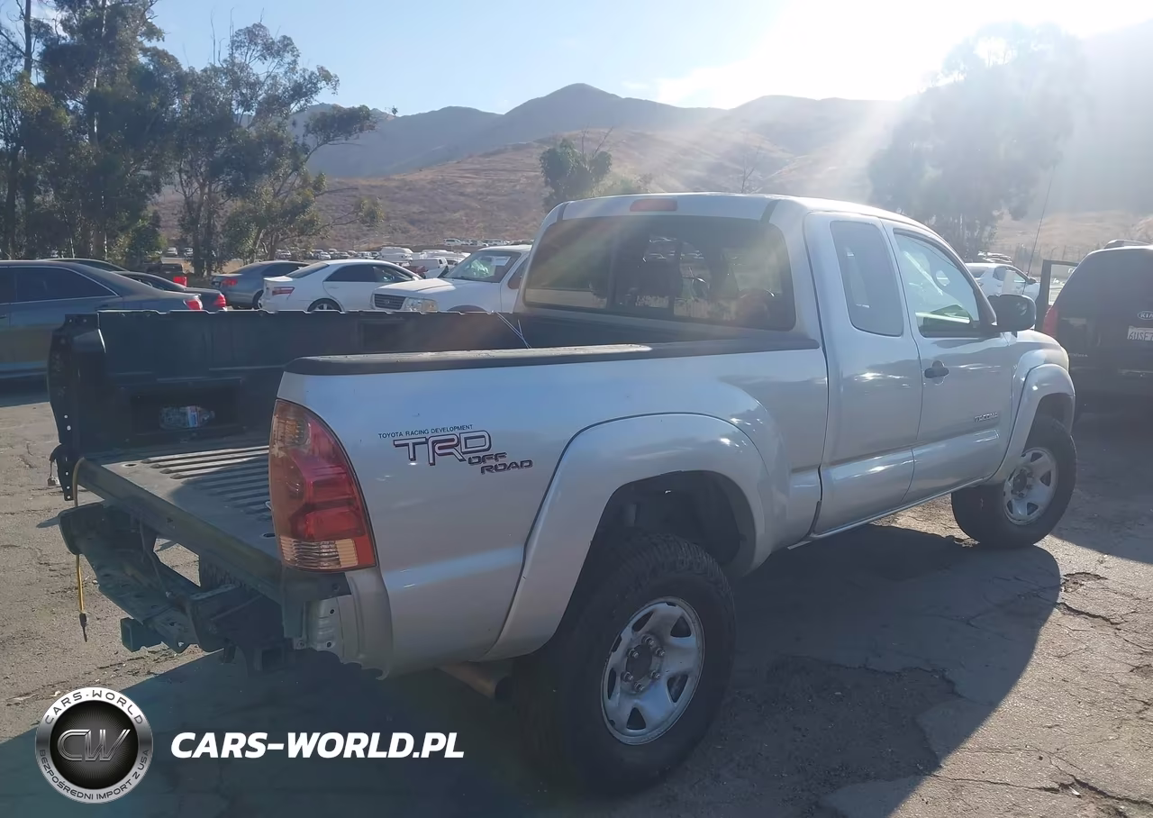 2007 Toyota Tacoma Prerunner V6 VIN:5TETU62N47Z440505 - 4