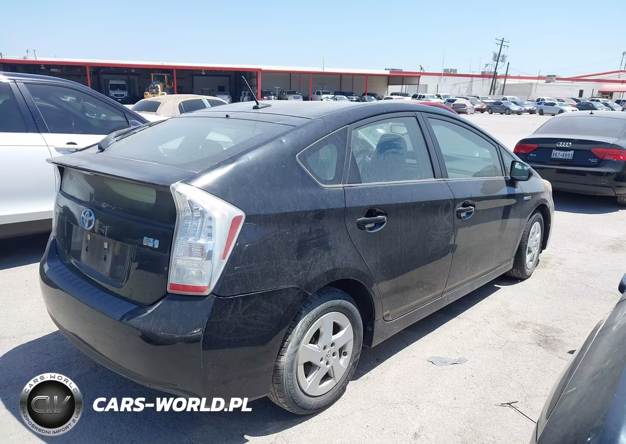 2010 Toyota Prius Iii VIN:JTDKN3DU2A0189745 - 4