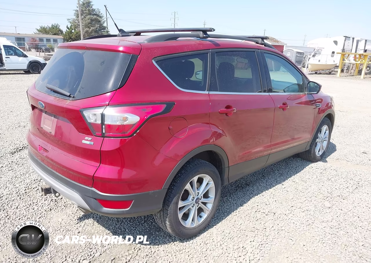 2018 Ford Escape Se VIN:1FMCU9GD8JUD37892 - 4