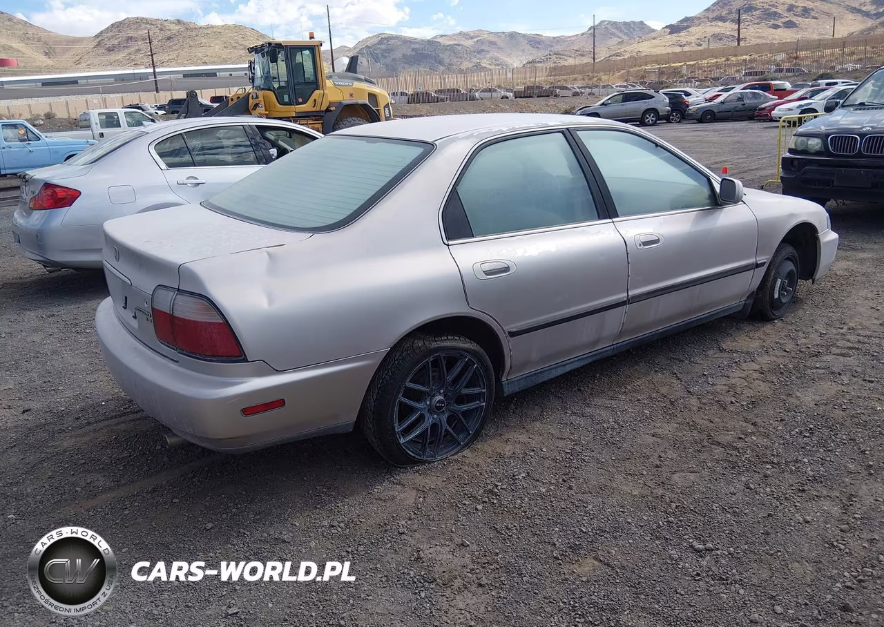 1996 Honda Accord Lx-Ex VIN:1HGCD5631TA242277 - 4