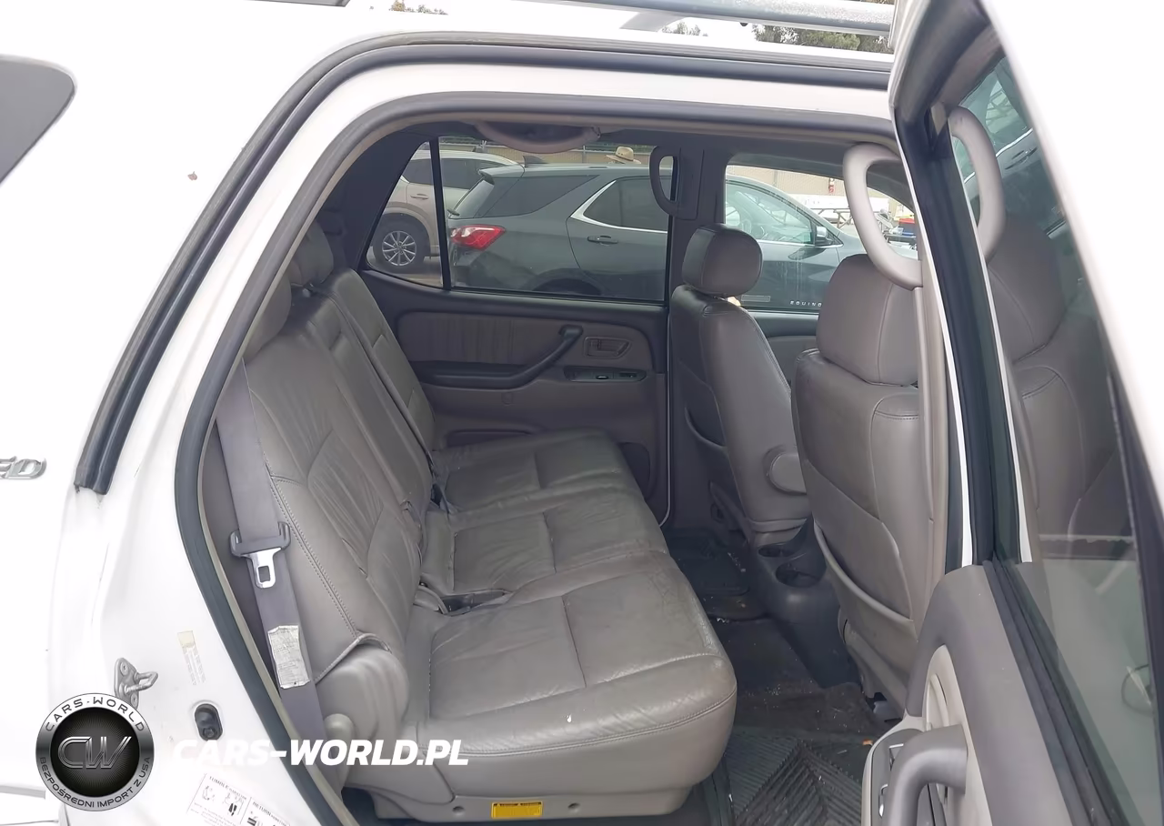 2004 Toyota Sequoia Limited V8 VIN:5TDBT48A84S232207 - 8