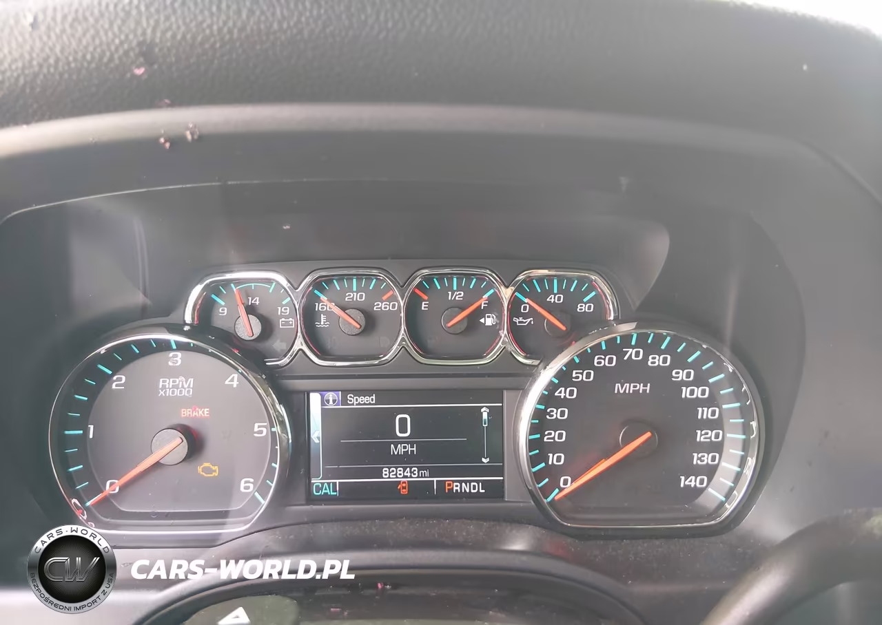 2018 Chevrolet Silverado 1500 1Lt VIN:3GCPCREC1JG411126 - 7