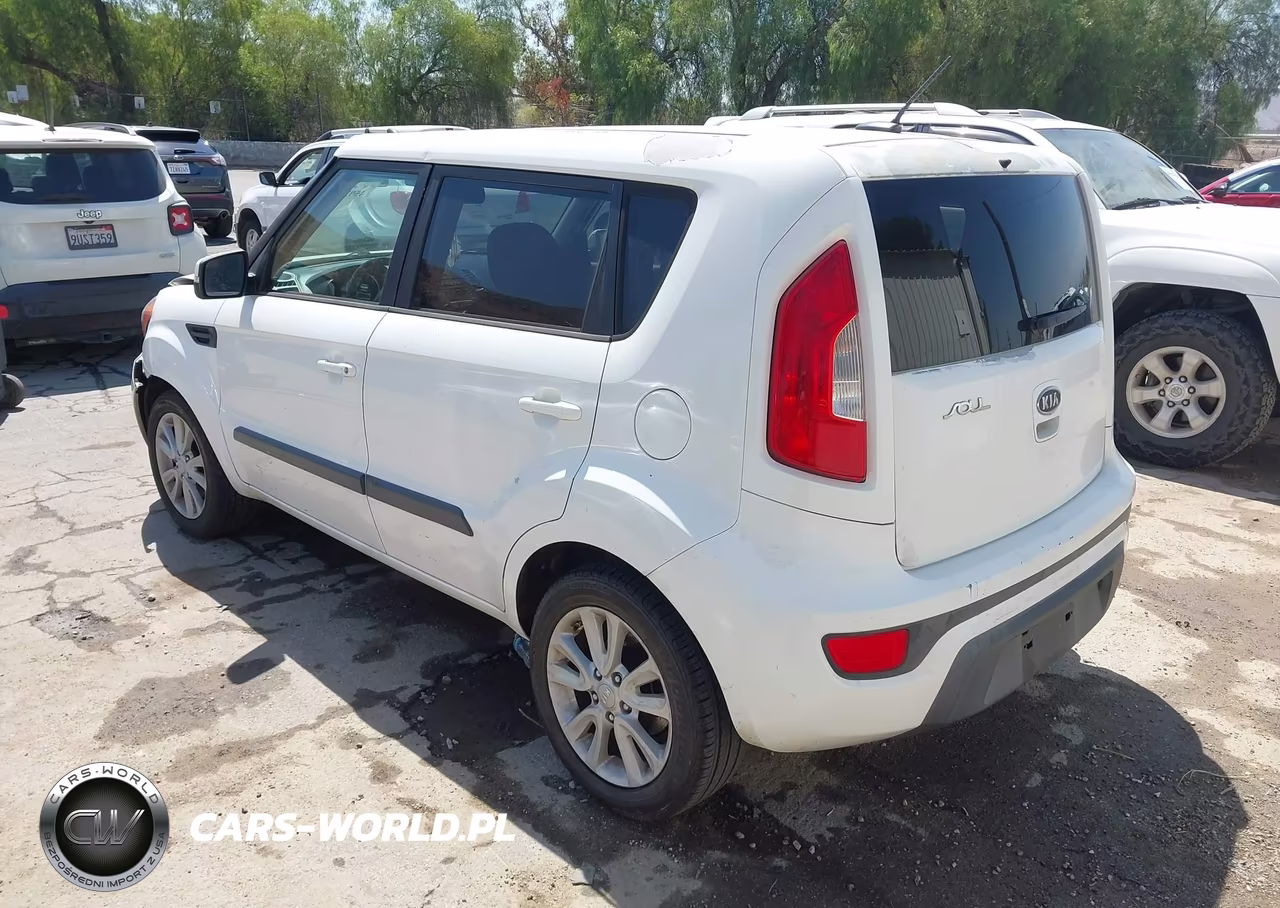 2012 Kia Soul + VIN:KNDJT2A68C7465308 - 3