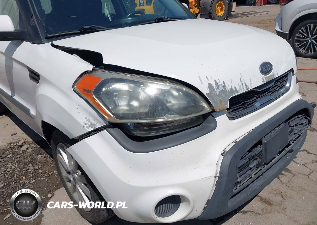2012 Kia Soul + VIN:KNDJT2A68C7465308 - 6