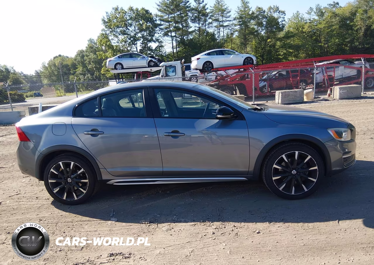 2016 Volvo S60 Cross Country T5 Platinum VIN:YV4612UM6G2000581 - 13