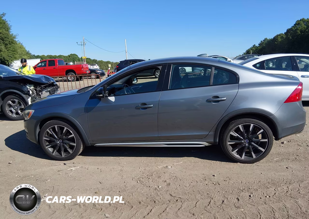 2016 Volvo S60 Cross Country T5 Platinum VIN:YV4612UM6G2000581 - 14