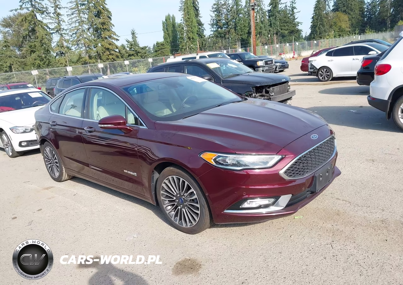 2017 Ford Fusion Hybrid Platinum – zdjęcie 1 z 17