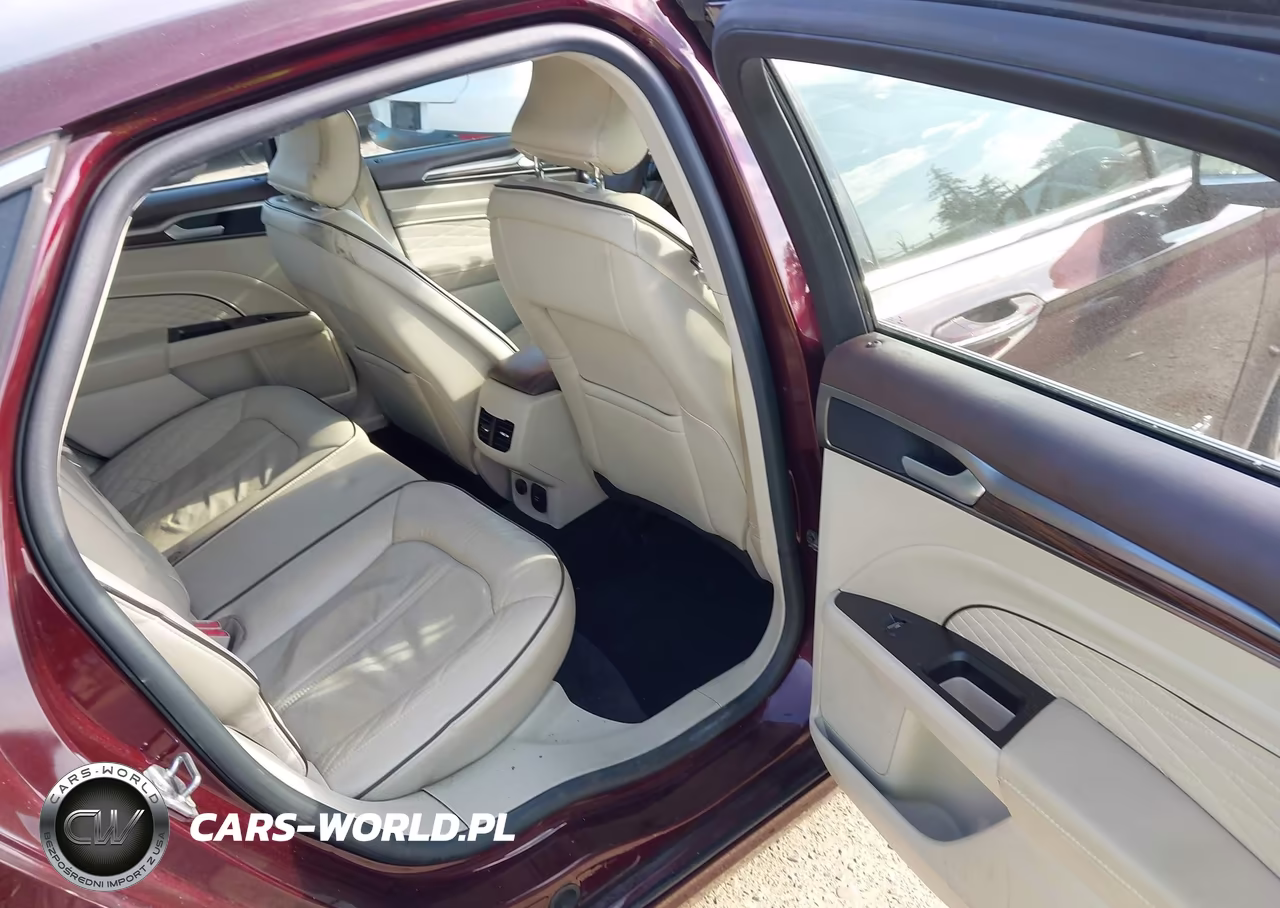 2017 Ford Fusion Hybrid Platinum VIN:3FA6P0RU8HR248347 - 8