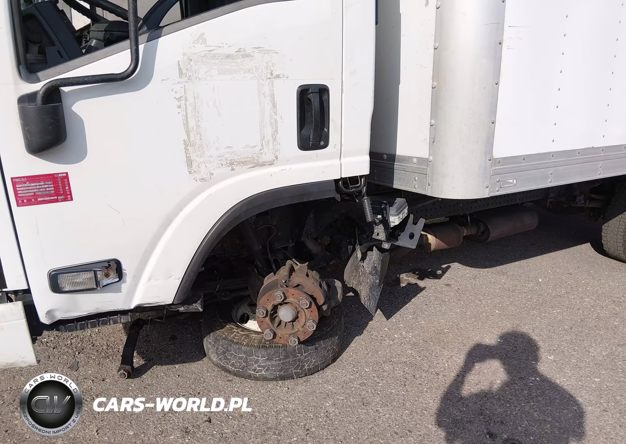2012 Isuzu Npr VIN:54DB4W1B8CS801568 - 11