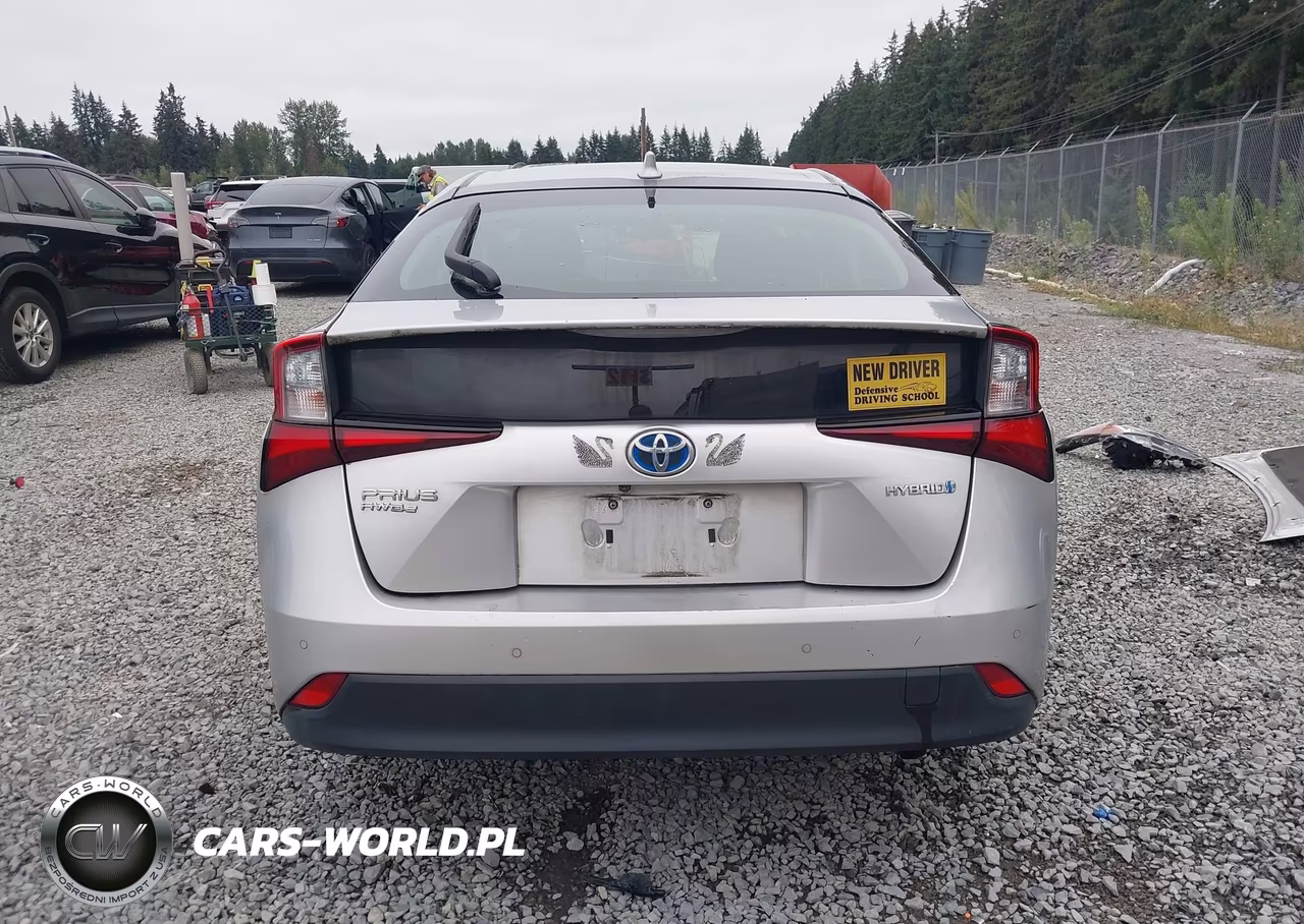2022 Toyota Prius Le Awd-E VIN:JTDL9MFU8N3031703 - 17