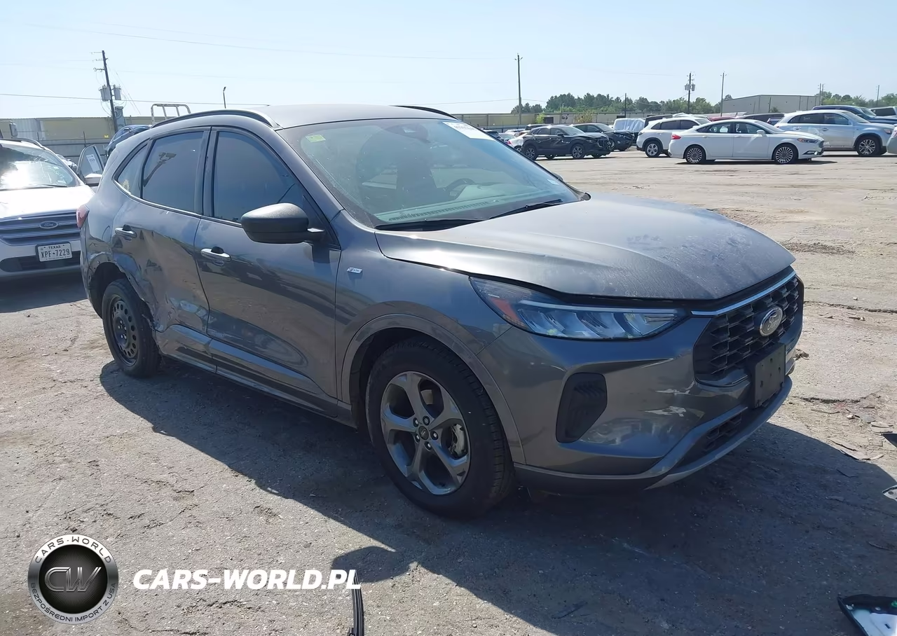 2023 Ford Escape St-Line