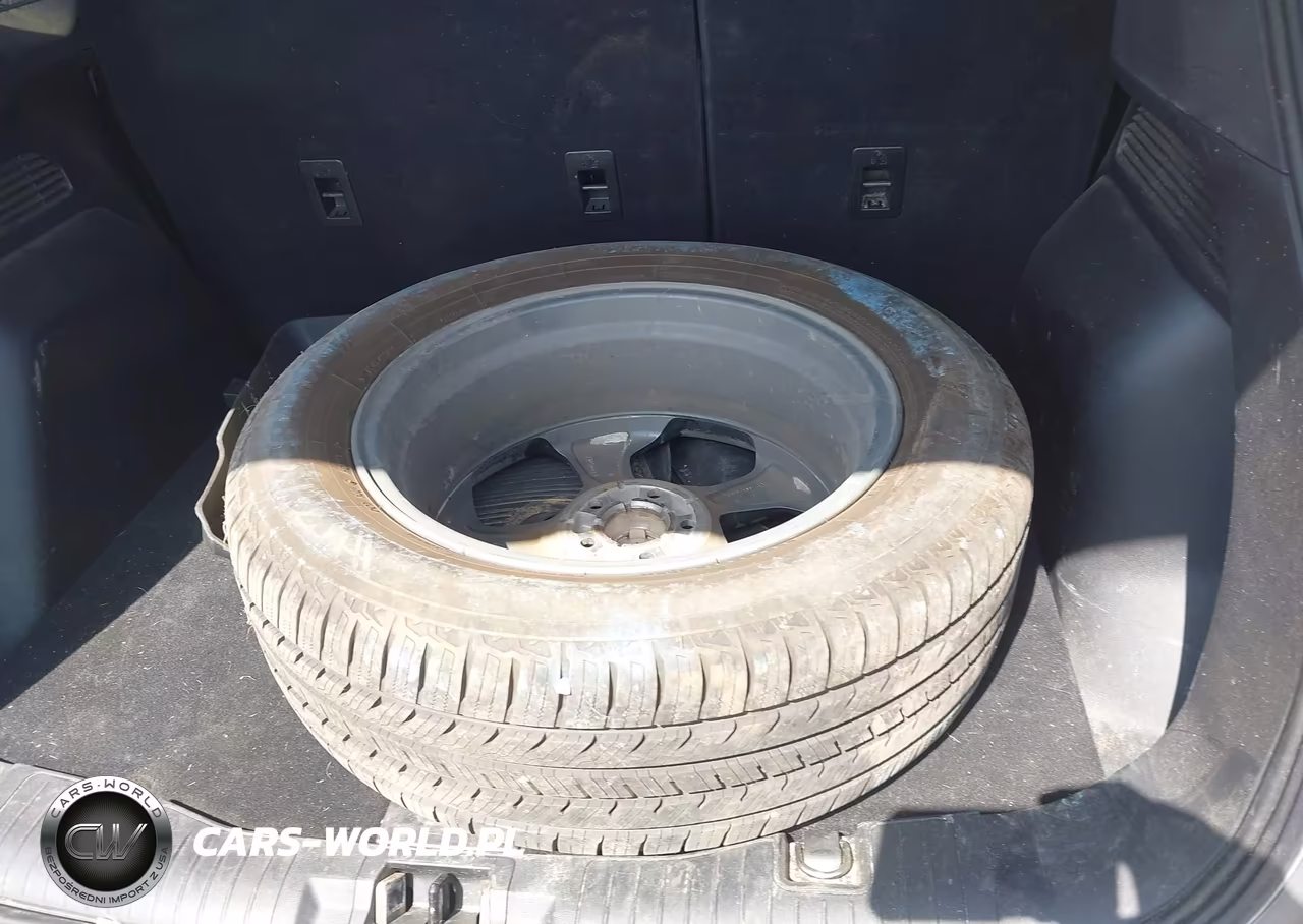 2023 Ford Escape St-Line VIN:1FMCU0MN4PUB44348 - 12