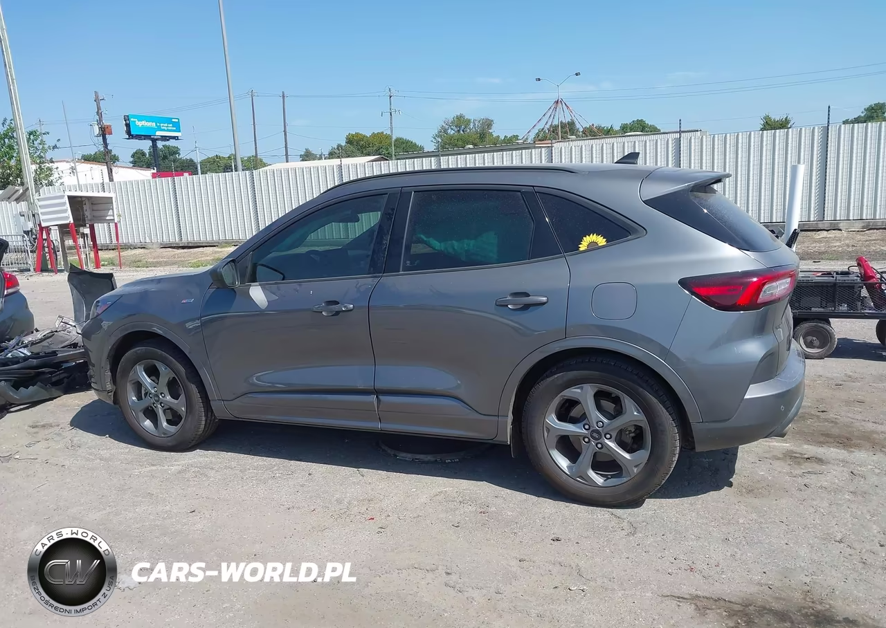 2023 Ford Escape St-Line VIN:1FMCU0MN4PUB44348 - 15