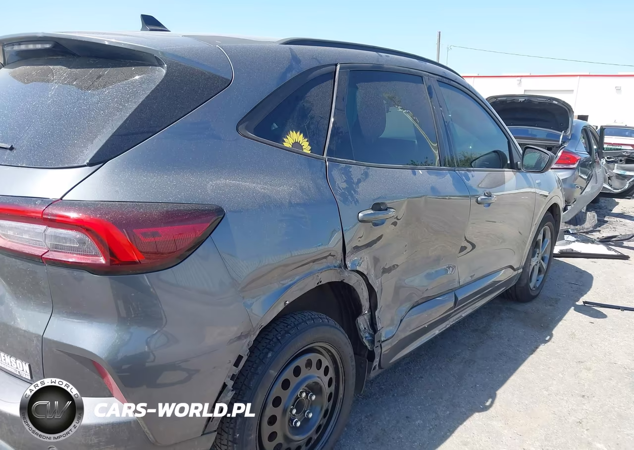 2023 Ford Escape St-Line VIN:1FMCU0MN4PUB44348 - 6