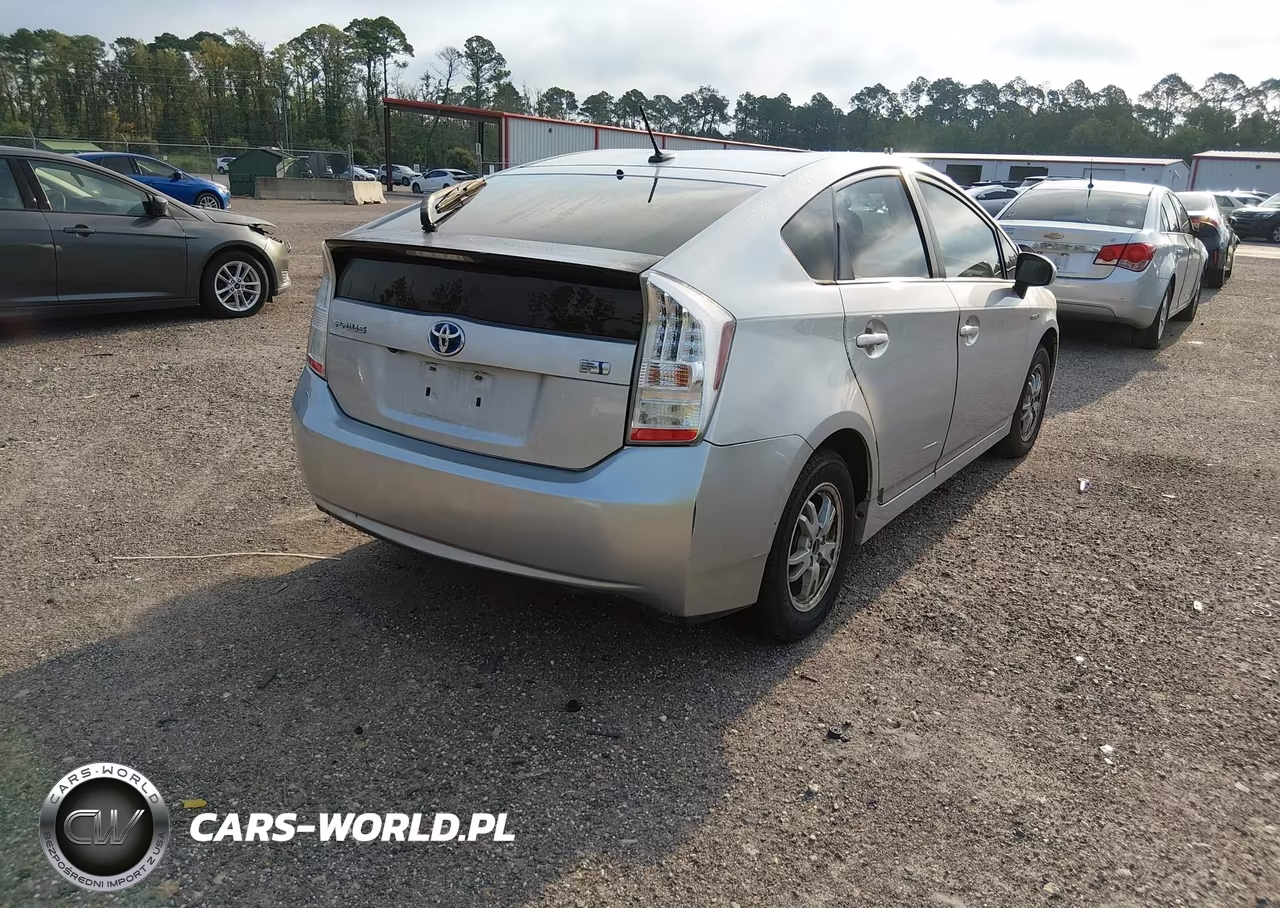2011 Toyota Prius Two VIN:JTDKN3DU7B1474839 - 4
