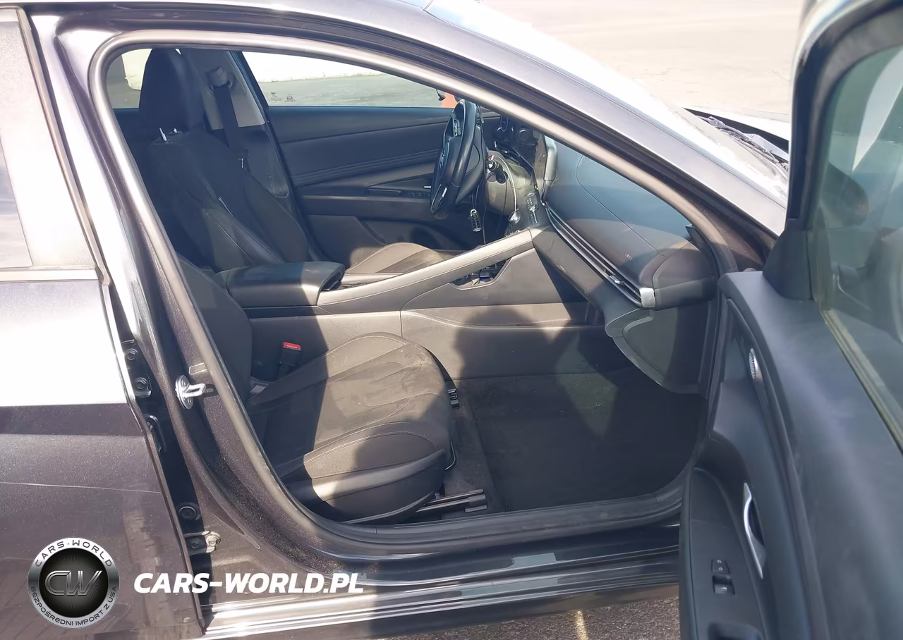 2023 Hyundai Elantra Sel VIN:5NPLS4AG2PH118932 - 5