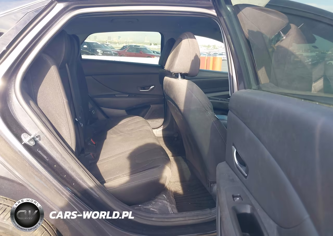 2023 Hyundai Elantra Sel VIN:5NPLS4AG2PH118932 - 8