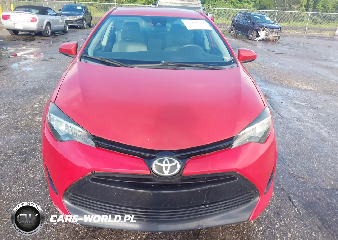 2018 Toyota Corolla Le VIN:5YFBURHE2JP770130 - 6