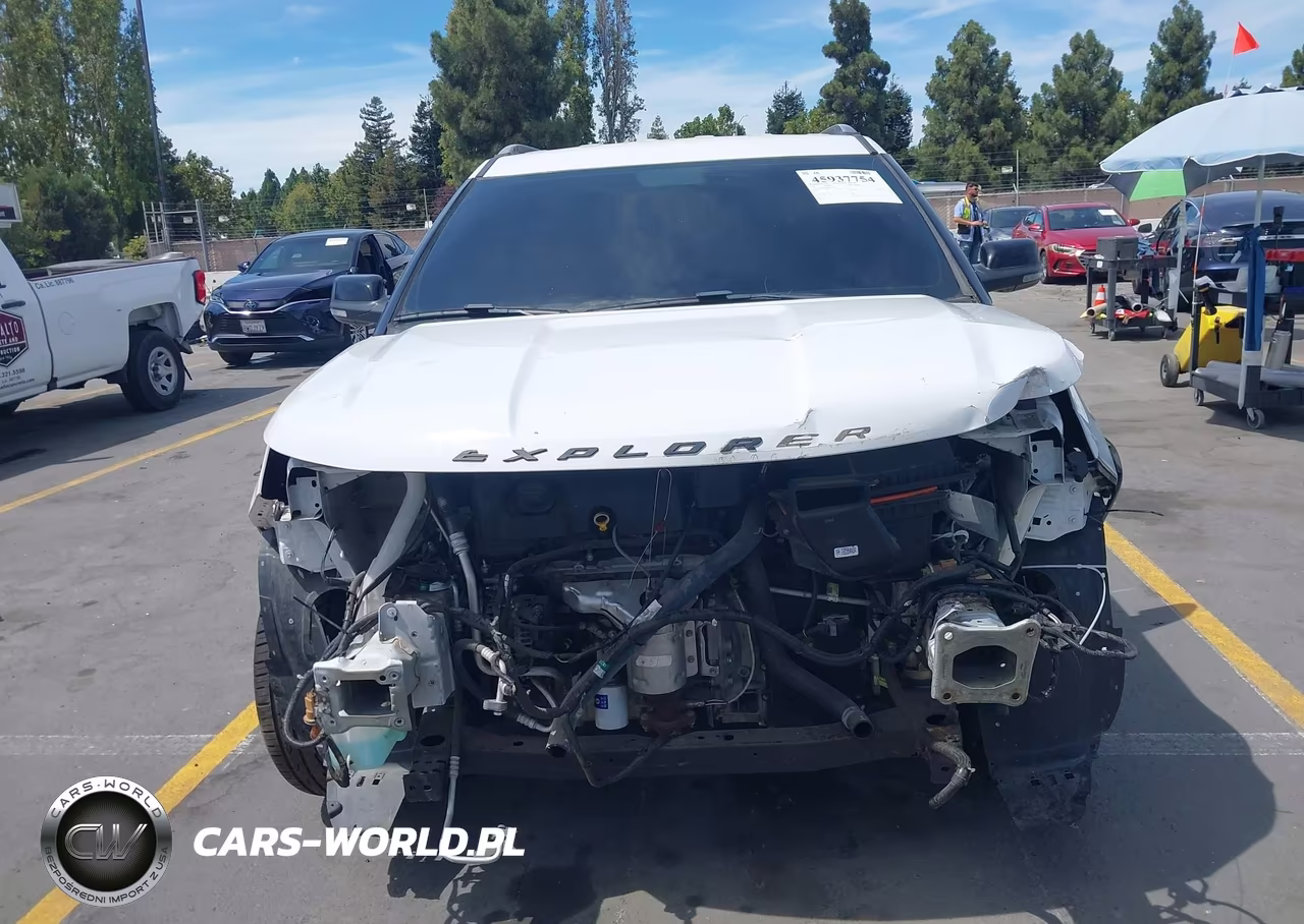 2017 Ford Explorer Xlt VIN:1FM5K7D80HGE12085 - 13