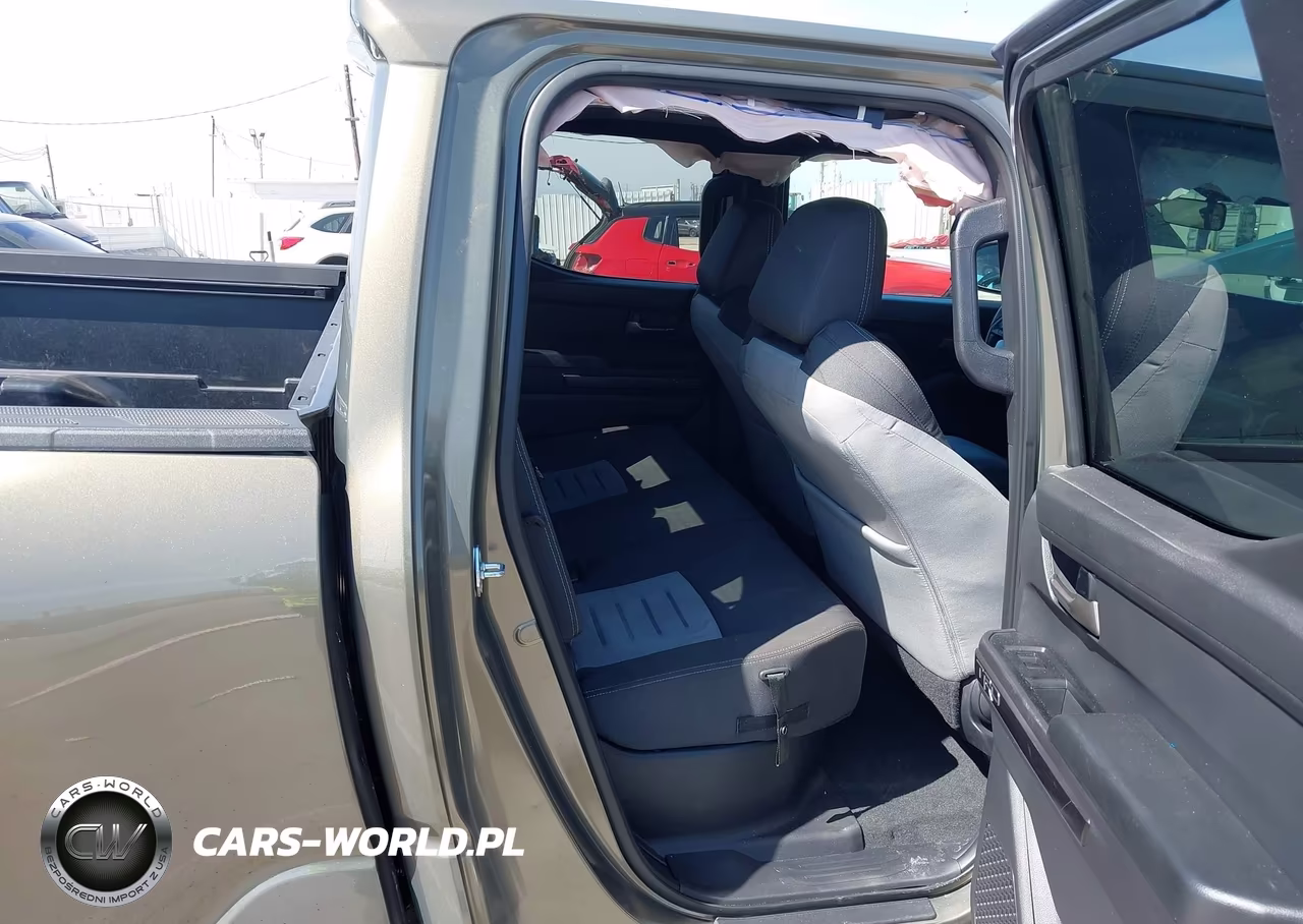 2025 Toyota Tacoma Trd Sport VIN:3TMLB5JN3SM146570 - 8