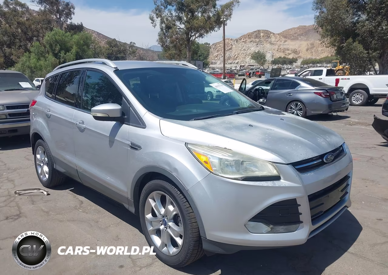 2014 Ford Escape Titanium – zdjęcie 1 z 11