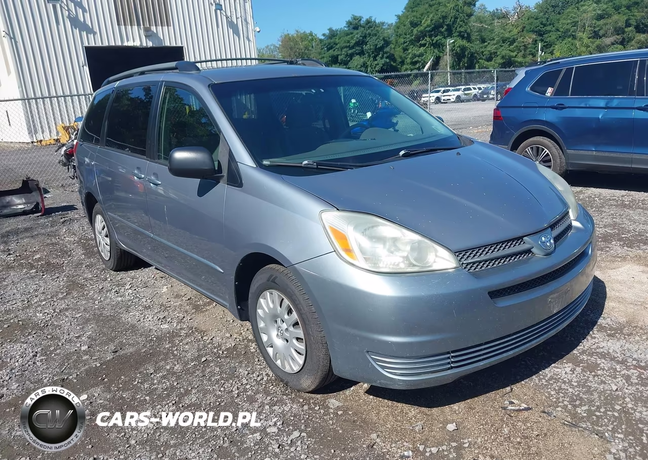 2004 Toyota Sienna Le – zdjęcie 1 z 11