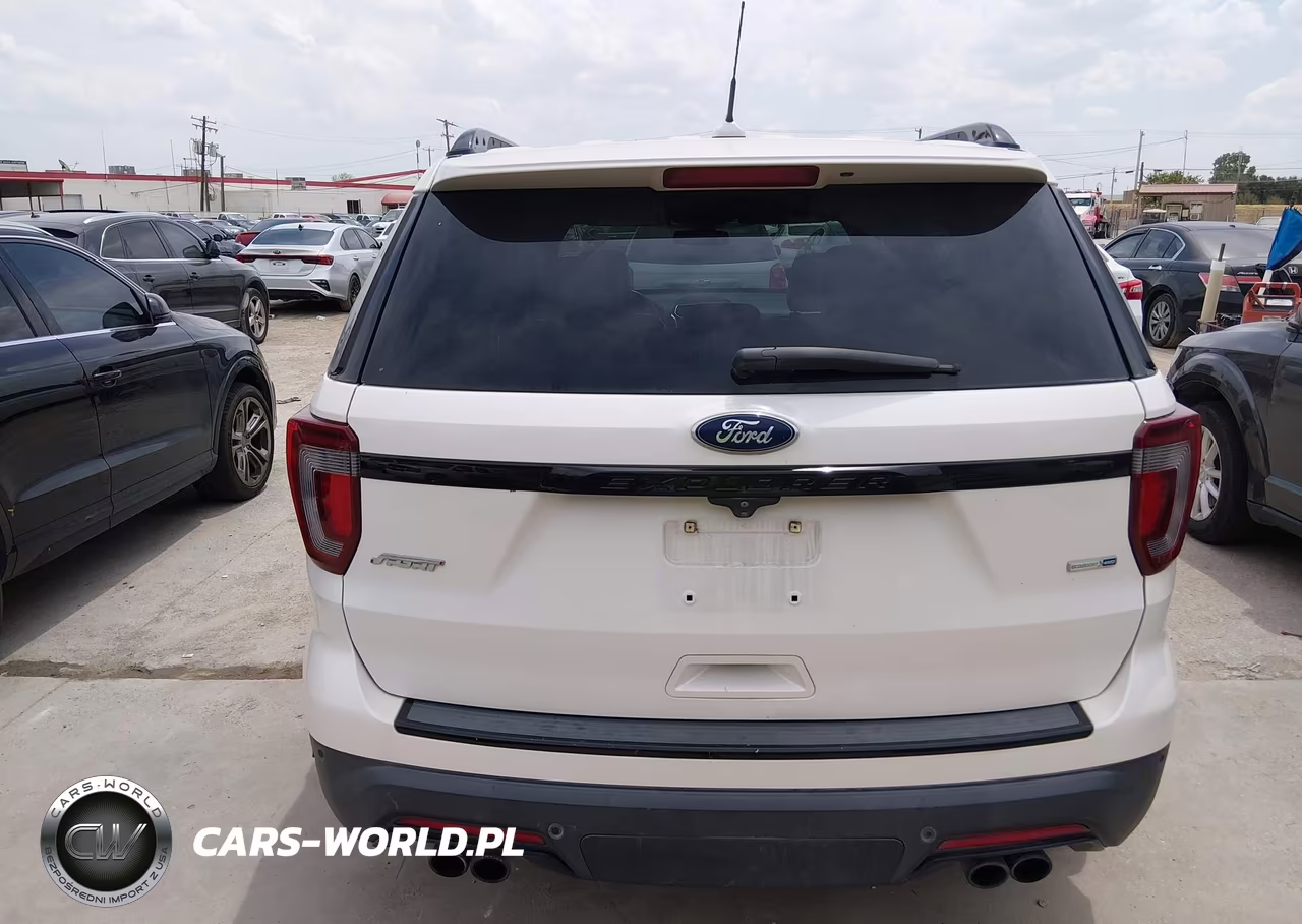 2018 Ford Explorer Sport VIN:1FM5K8GTXJGB96192 - 16